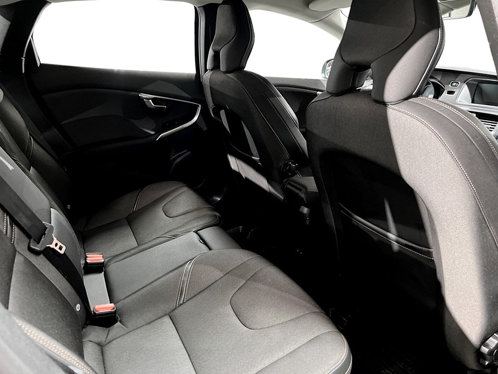 Bild på Busniess Advance Cross Country T3 152hk Aut - VOC, VÄRMARE