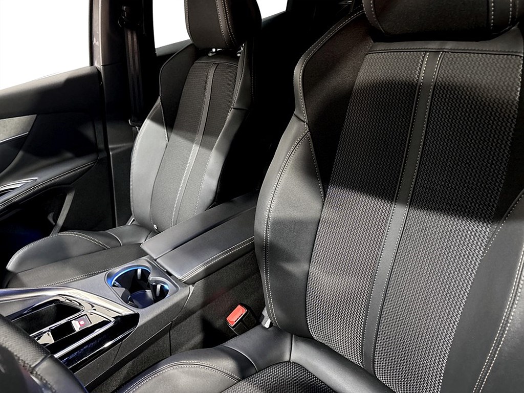 Bild på GT 1.2 PT 130hk Aut - B-KAMERA, EN ÄGARE