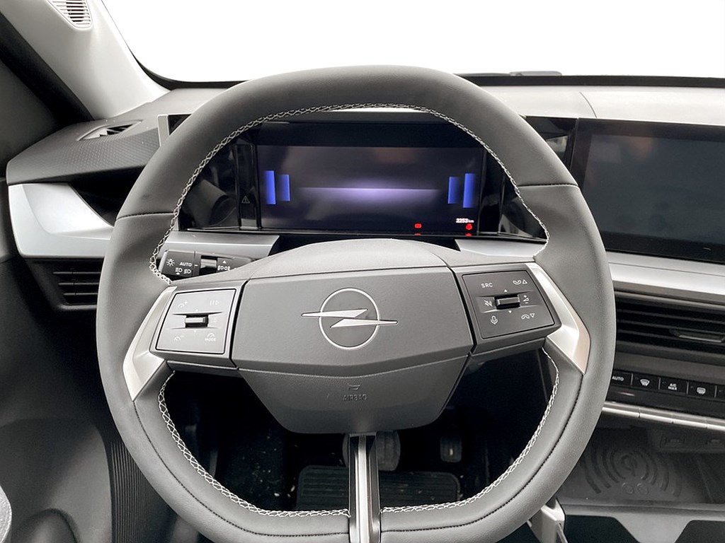 Bild på GS Hybrid 136hk Aut - DEMO