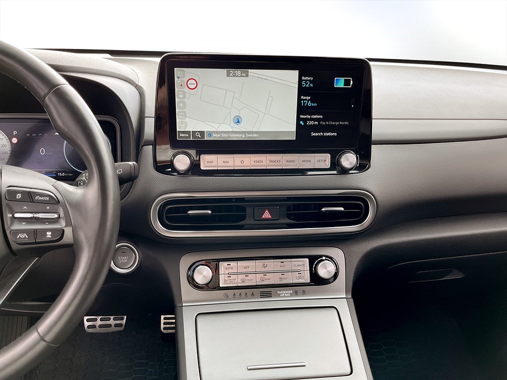 Bild på Ev Essential 39kwh 136hk Aut - NAV,B-KAMERA,CARPLAY