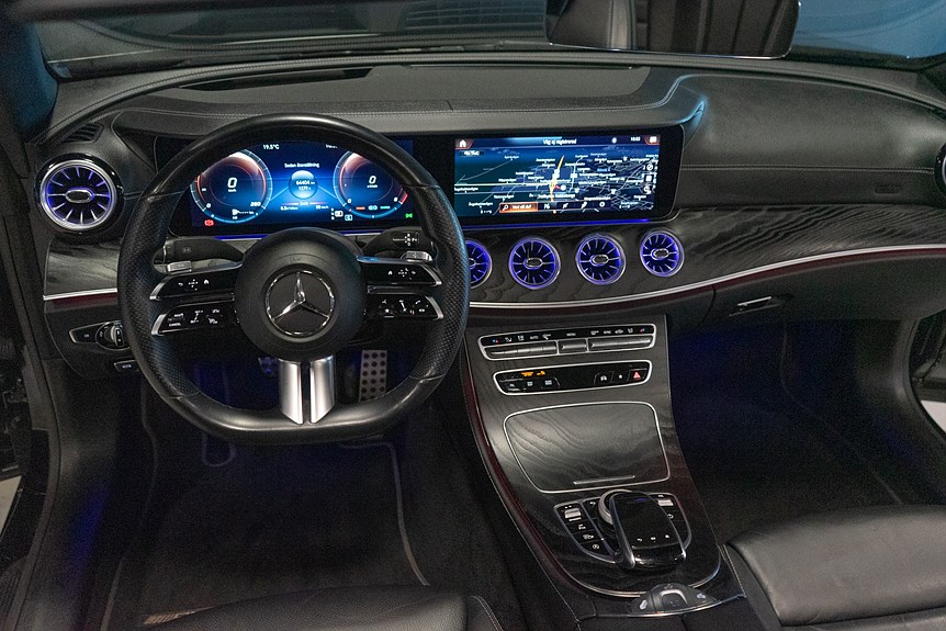 Mercedes-Benz E 300 AMG Cabriolet 258hk