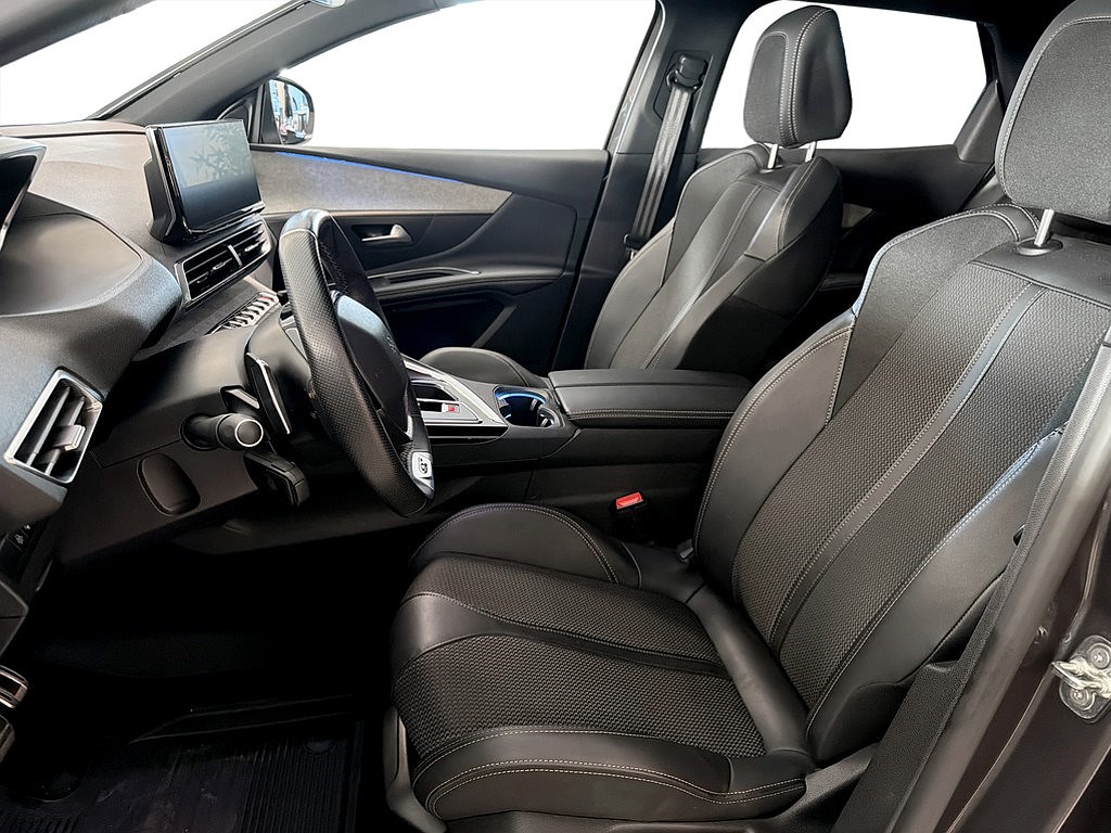 Bild på GT 1.2 PT 130hk Aut - B-KAMERA, CARPLAY