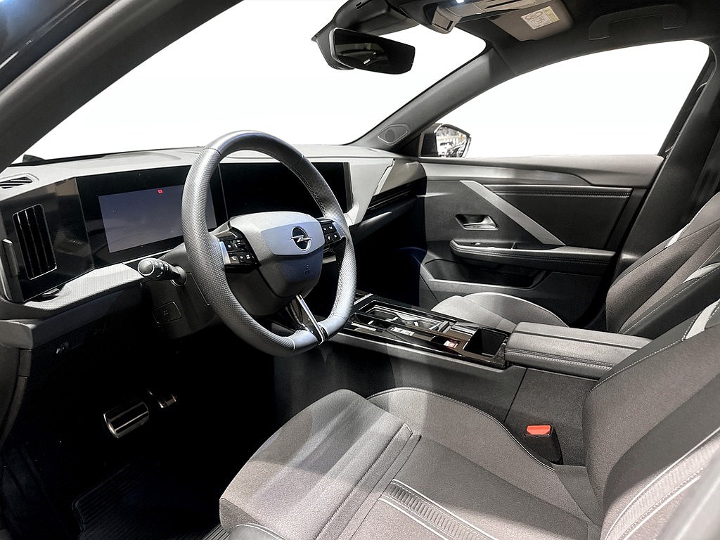 Bild på ST GS 1.2 PT 130hk Aut - B-KAMERA,AGR-STOLAR,CARPLAY
