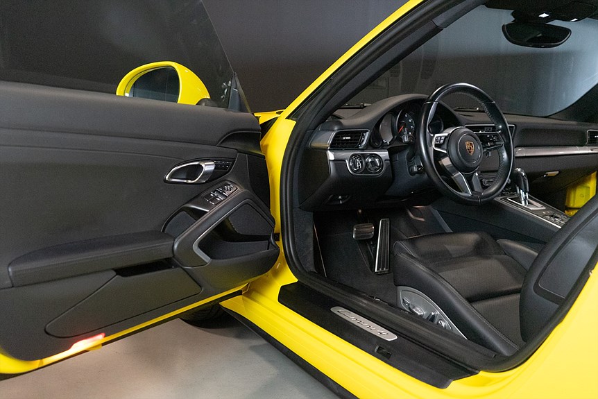 Porsche 911 991.2 Carrera 4 PDK 370hk