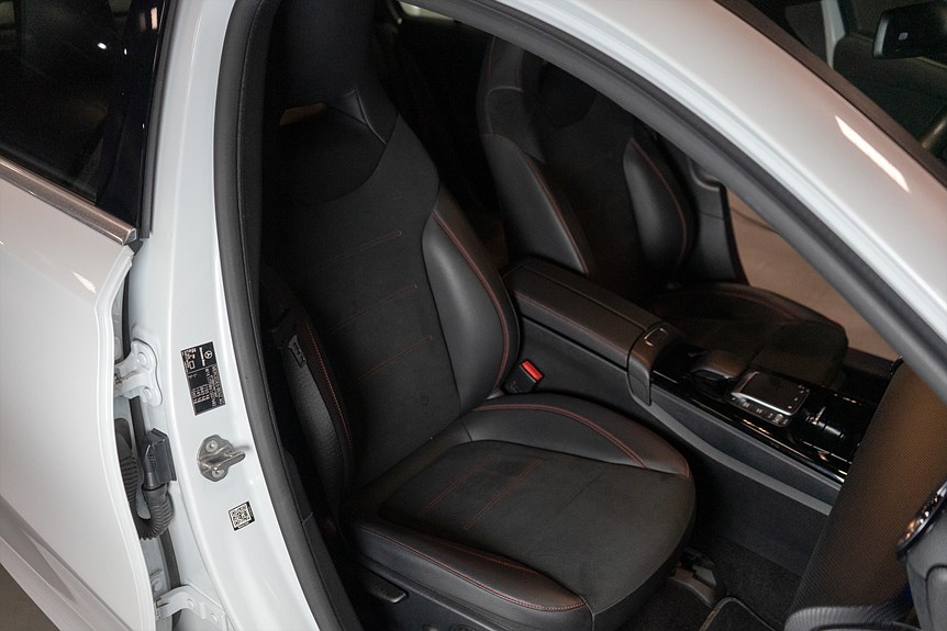 Mercedes-Benz A 250 e AMG 218hk