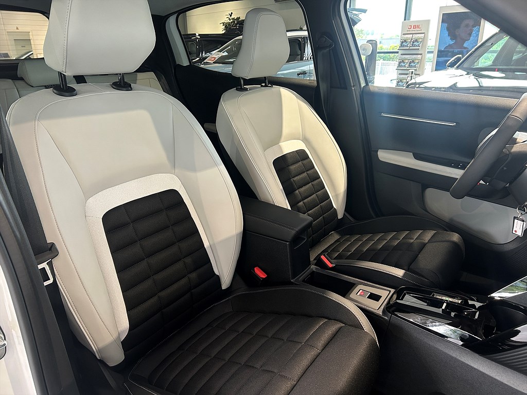 Bild på MAX Hybrid 136hk - DEMO