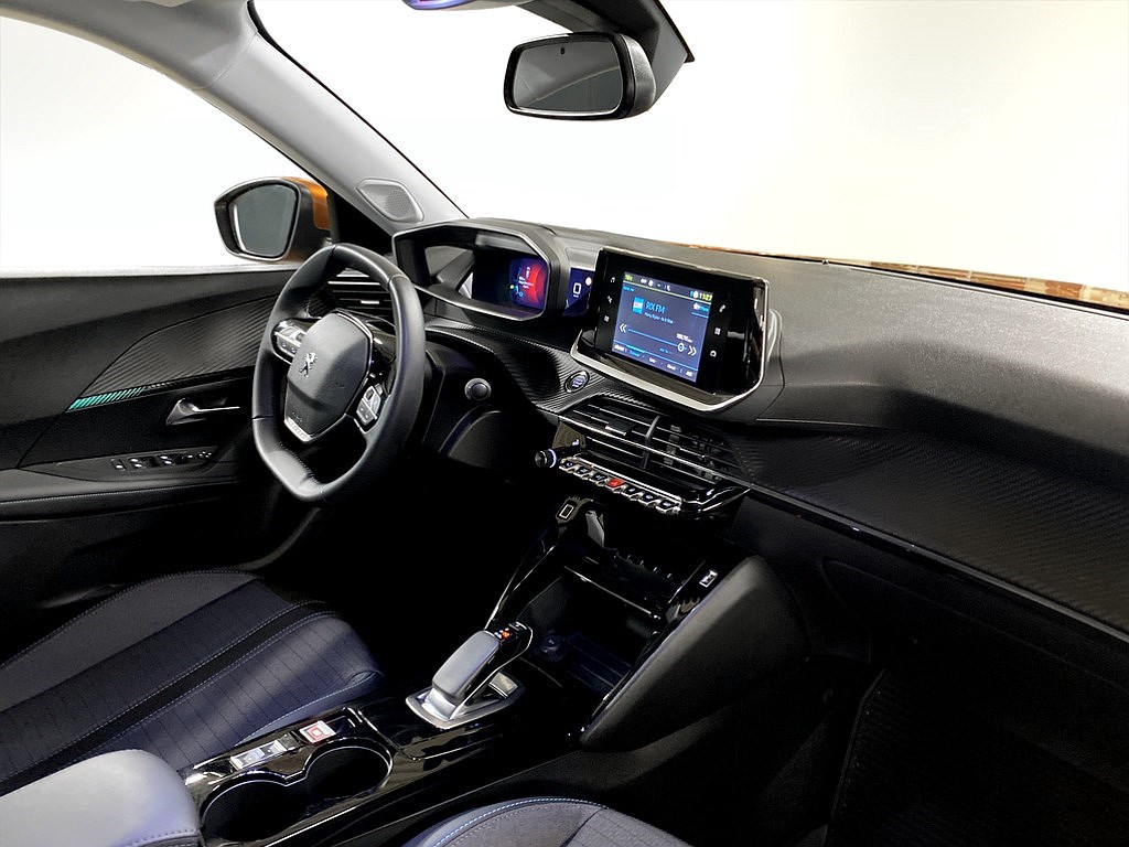 Bild på Allure Pack 50kWh 136hk Aut - B-KAMERA,CARPLAY,NAV