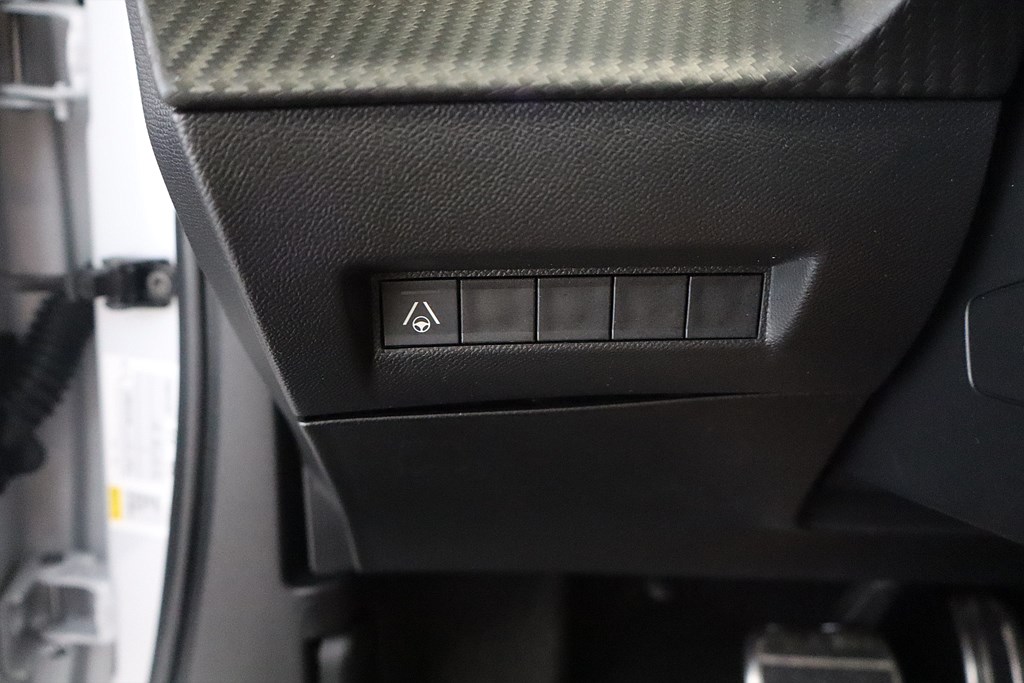 Bild på GT 1.2 PT 130hk Aut - B-KAMERA, CARPLAY