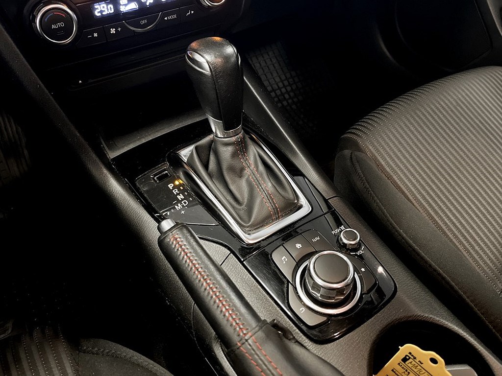 Bild på Sport Core 2.0 SKYACTIV-G 120hk Aut - FARTHÅLLARE