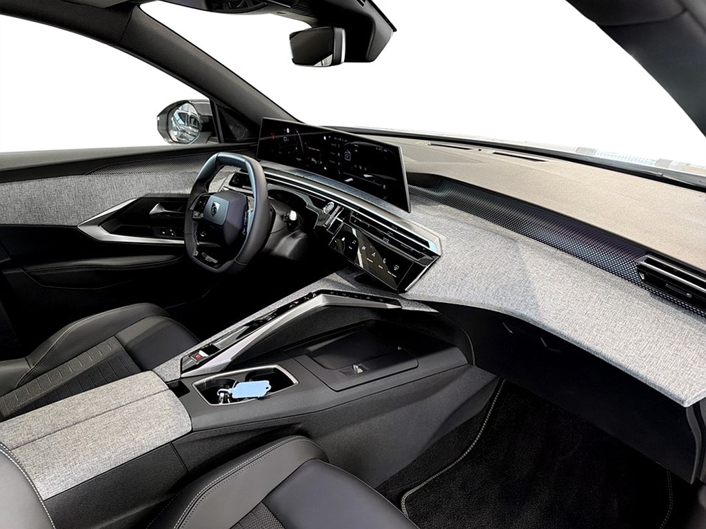 Bild på GT Hybrid 145hk Aut - NYA VINTERHJUL INGÅR!