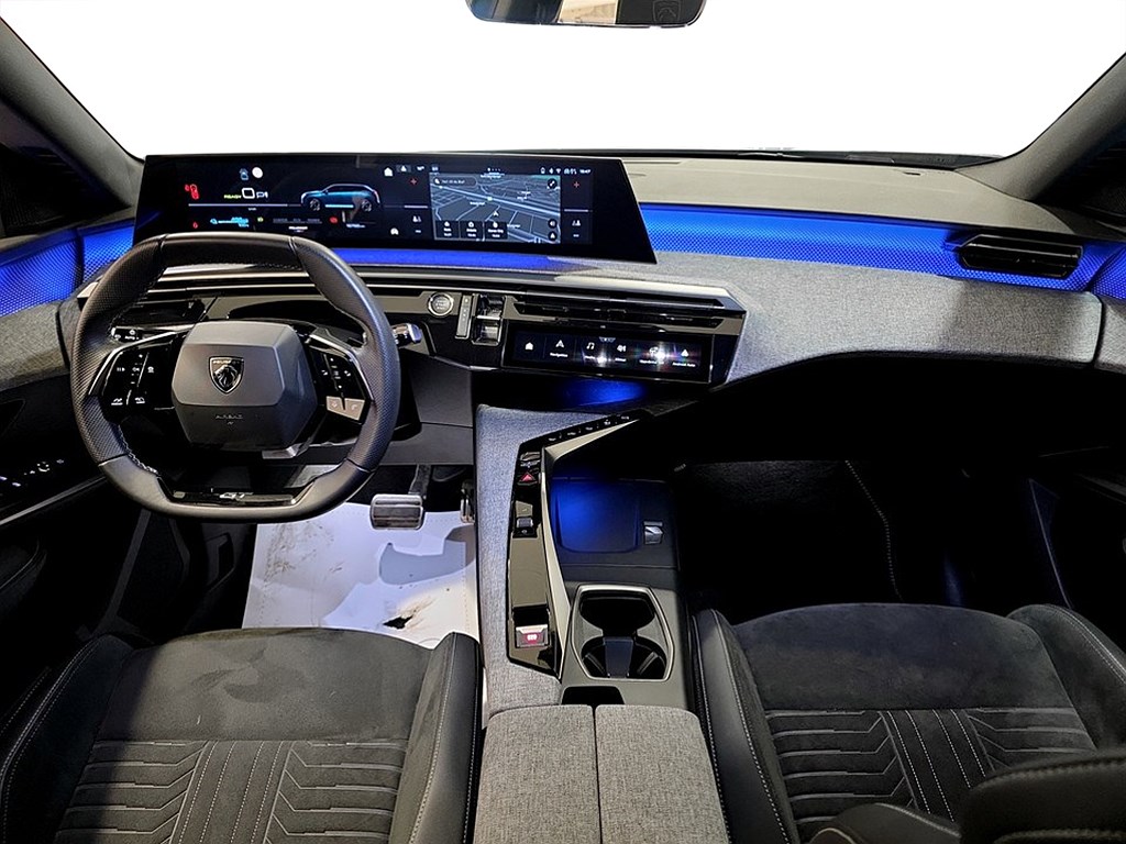 Bild på GT 214hk Aut - 7-SITS,B-KAMERA,DRAG