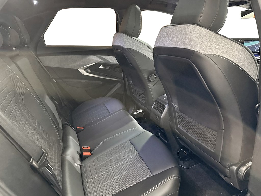 Bild på GT Hybrid 145hk Aut - PANO,FOCAL,B-KAMERA