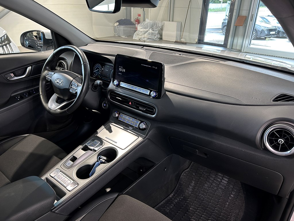 Bild på Essential 39kWh 136hk Aut - B-KAMERA, CARPLAY