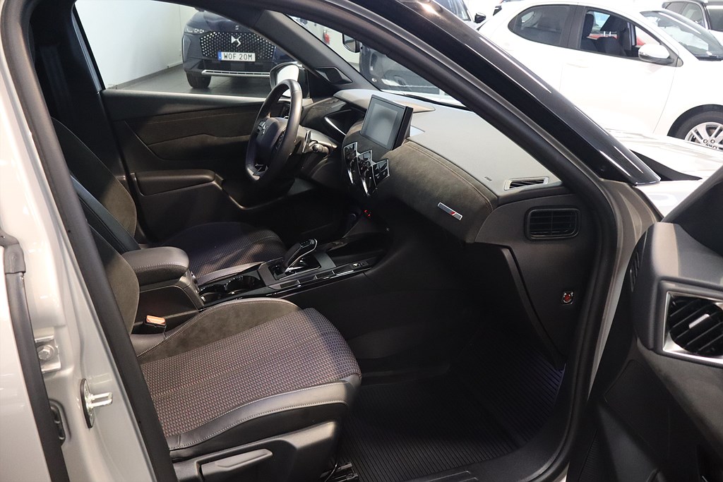 Bild på Performance 1.2 PT 155hk Aut - B-KAMERA,CARPLAY