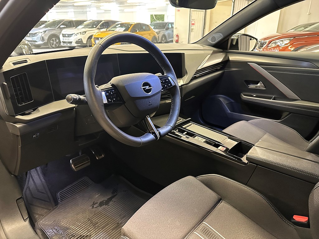 Bild på ST GS 1.2 PT 130hk Aut - 360-KAMERA, CARPLAY