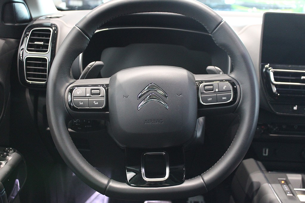 Bild på Shine exclusive PHEV 225hk Aut - PANO, 360-KAMERA
