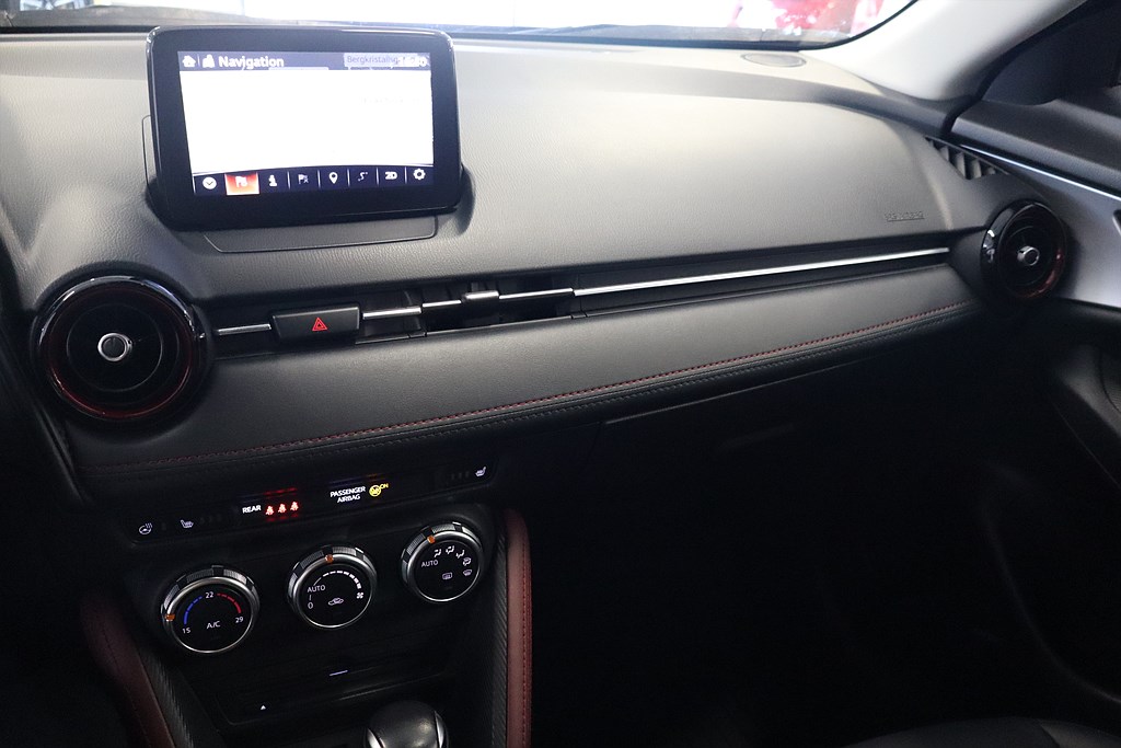 Bild på Optimum 2.0 SKYACTIV-G 120hk Aut - BOSE, B-KAMERA, NAV
