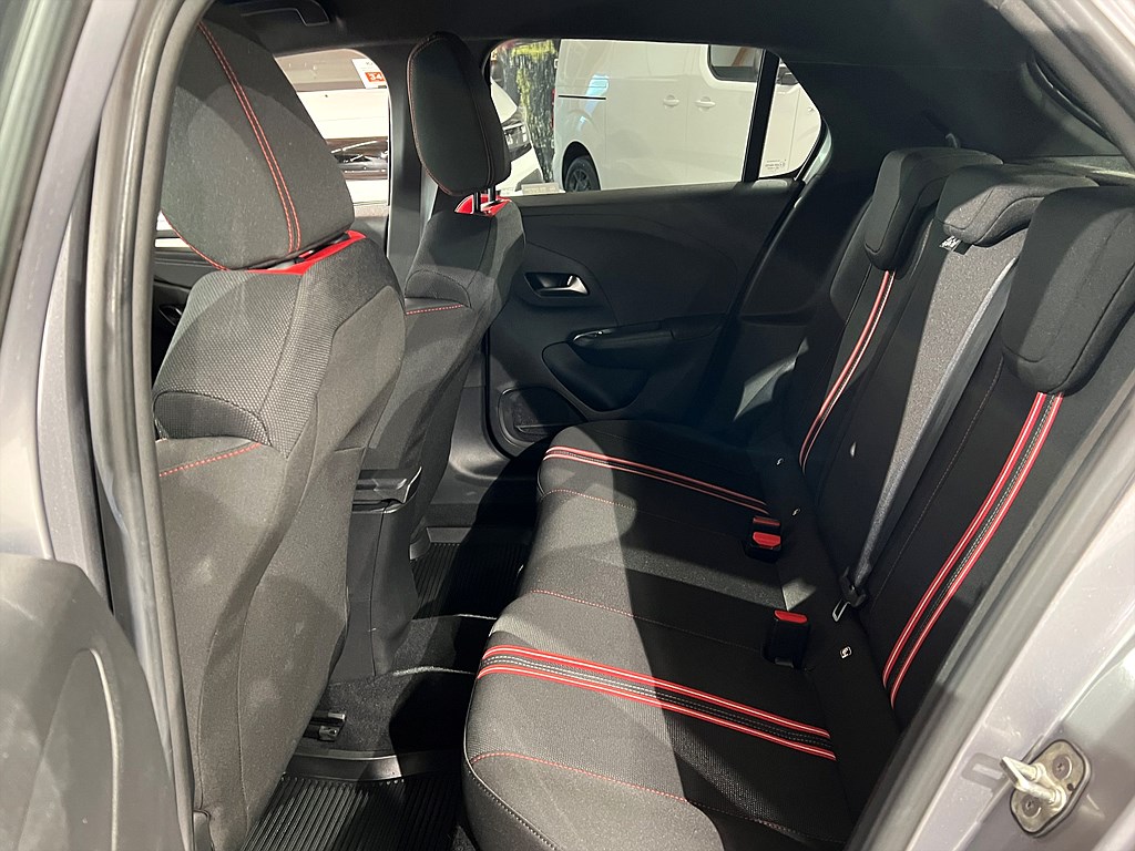 Bild på GSI 50kWh 136hk Aut - B-KAMERA, CARPLAY
