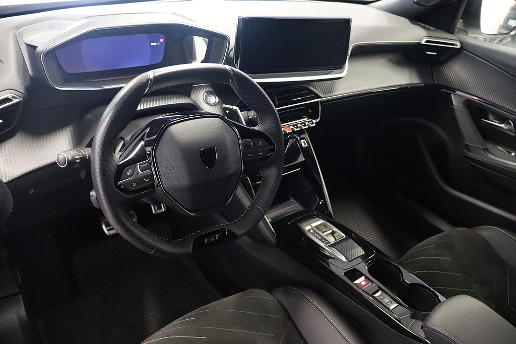 Bild på GT 1.2 PT 130hk Aut - B-KAMERA, CARPLAY