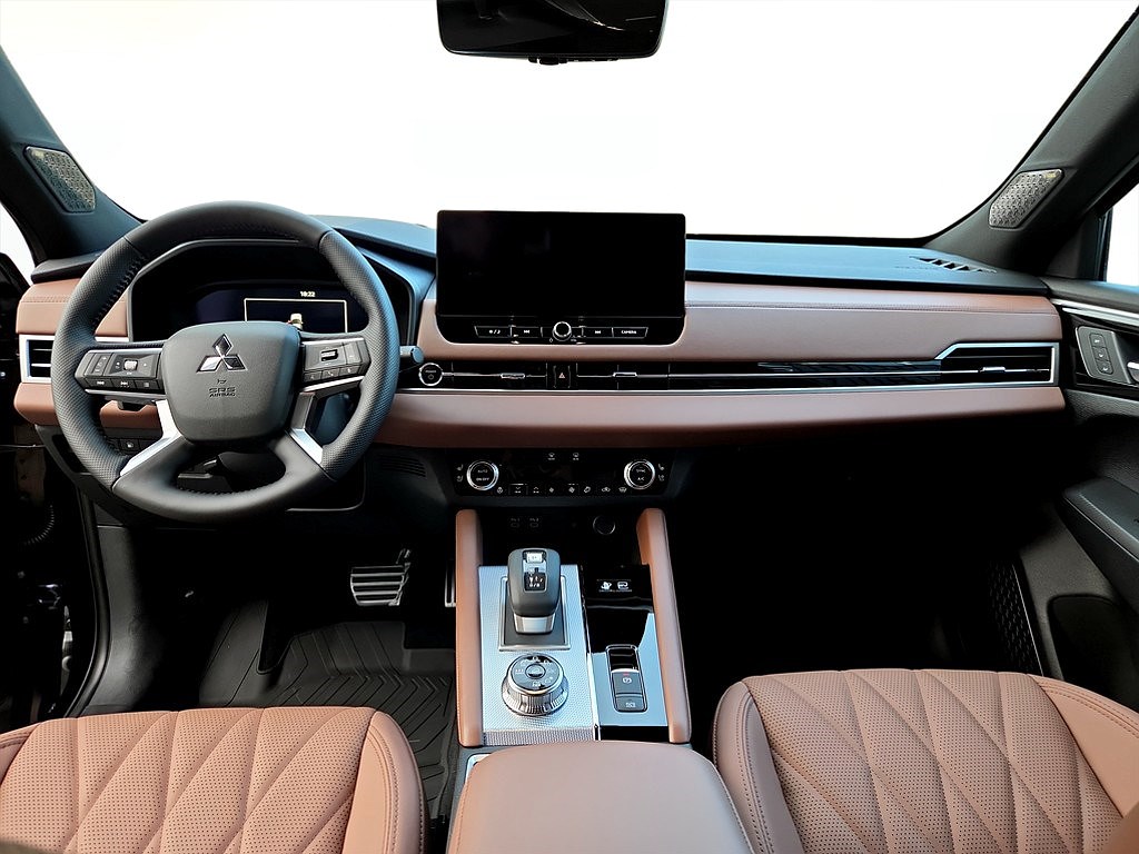 Bild på Instyle+ Plug-In Hybrid 4WD - DEMO