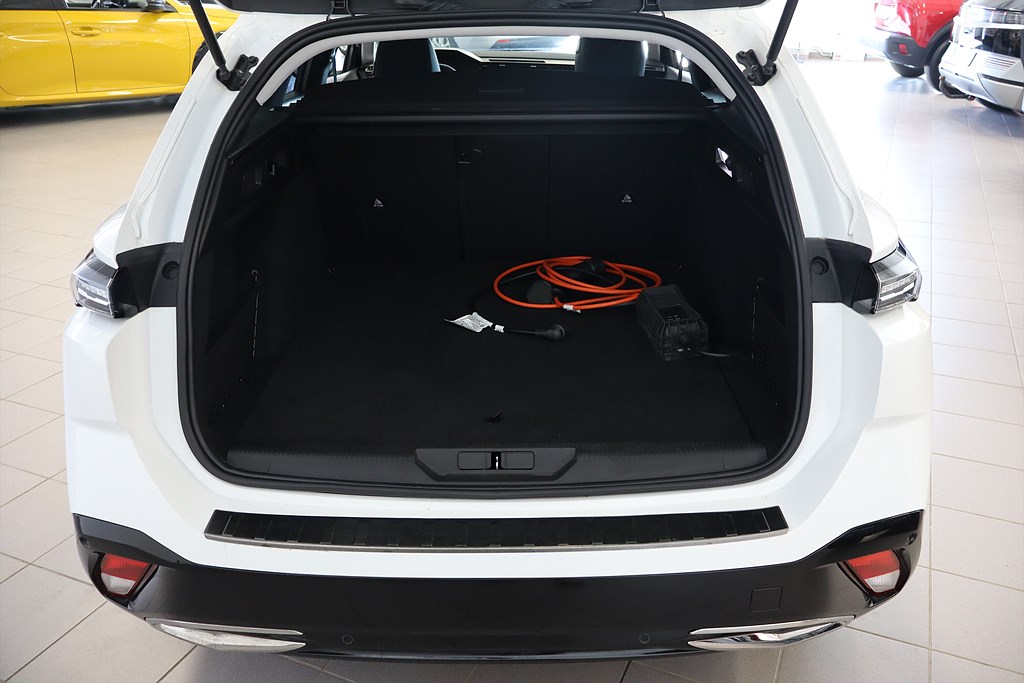 Bild på SW Allure Pack Hybrid 180hk Aut - B-KAMERA, CARPLAY, NAV