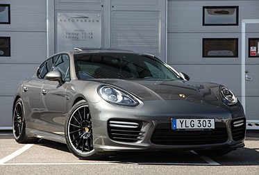 Porsche Panamera Turbo V8 520hk PDK