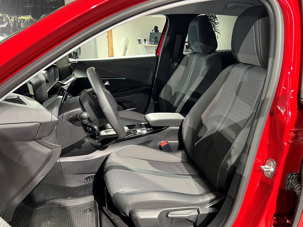 Bild på Allure Pack 50kWh 136hk Aut - NAV, B-KAMERA, CARPLAY