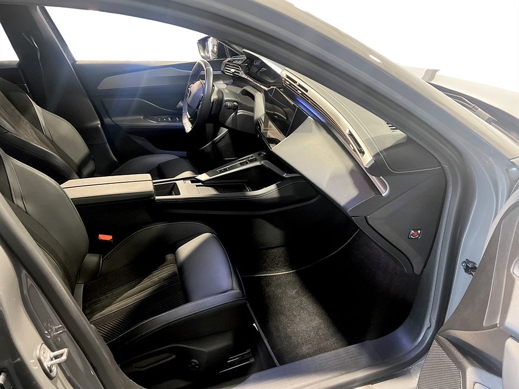 Bild på SW GT 1.2 PT 130hk Aut - 360-KAMERA, CARPLAY