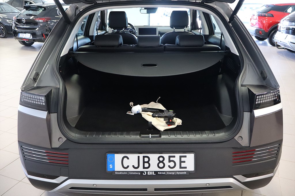 Bild på Essential 72.6kWh 218hk Aut - B-KAMERA, ELSTOL, NAV