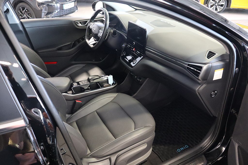 Bild på Electric Premium Plus 38.3kWh 136hk Aut - B-KAMERA, CARPLAY