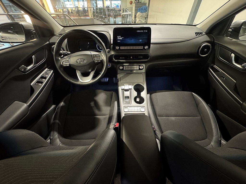Bild på Electric Essential 39kWh 136hk Aut - B-KAMERA, CARPLAY