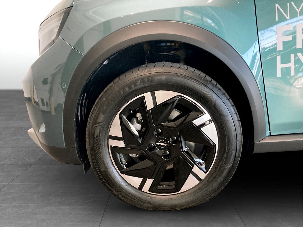 Bild på GS Hybrid 136hk - DEMO