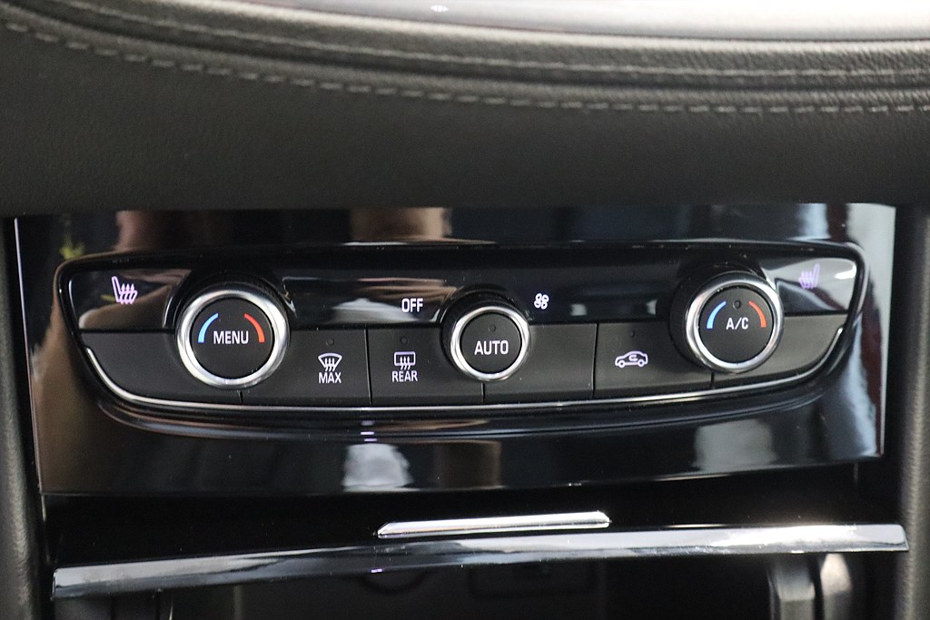 Bild på X Designline PHEV 300hk Aut AWD - B-KAMERA, CARPLAY
