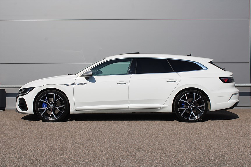 Volkswagen Arteon SB R 320hk 4M Panorama Navi Drag