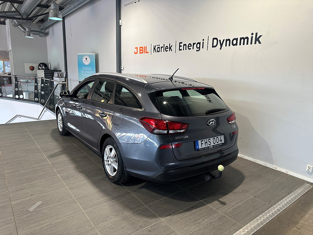 Bild på Kombi Life 1.0 T-GDI 120hk - RATTVÄRME, FARTHÅLLARE
