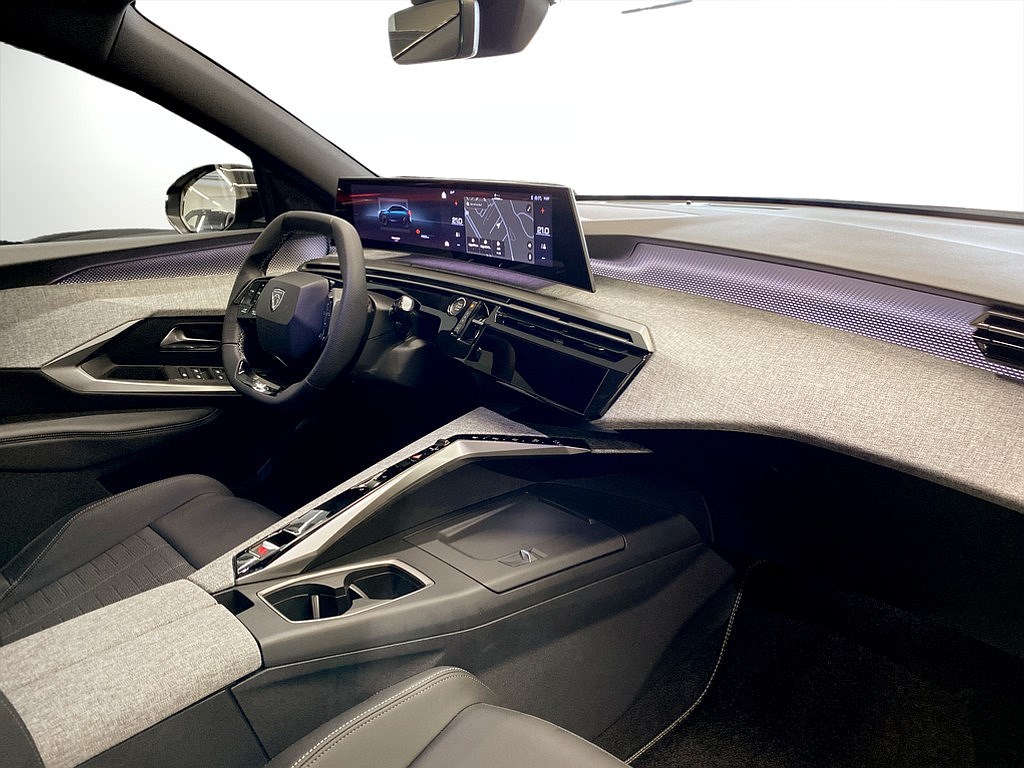 Bild på GT Hybrid 145hk Aut - B-KAMERA,CARPLAY,NAV