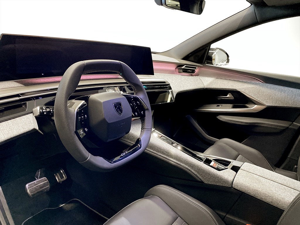 Bild på GT Hybrid 145hk Aut - B-KAMERA,CARPLAY,NAV