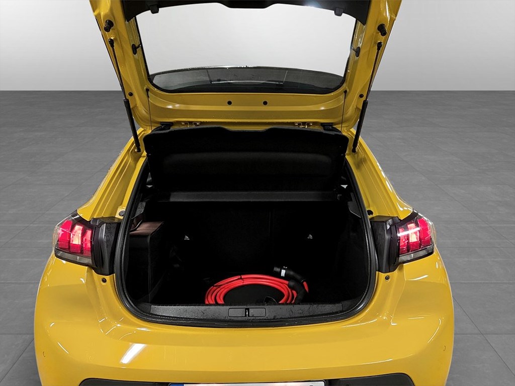 Bild på Active Pack 50kWh 136hk Aut - P-SENSORER, NAVI