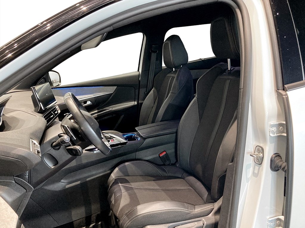 Bild på GT Black Pack 1.2 PT 130hk Aut - 7-SITS,B-KAMERA,EN ÄGARE