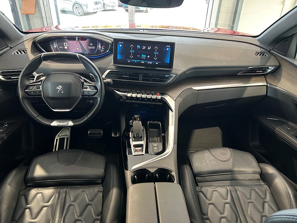 Bild på GT 1.2 PT 130hk Aut - B-KAMERA,CARPLAY,NAV
