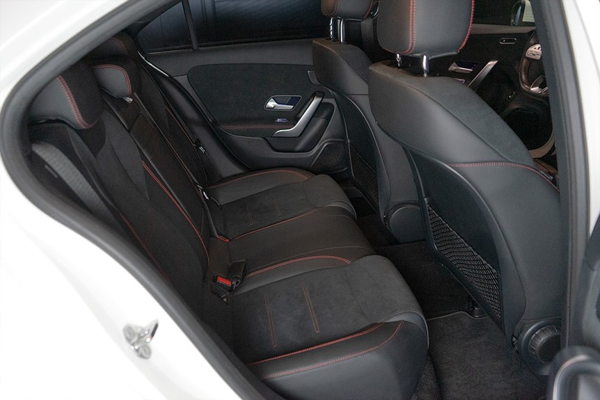 Mercedes-Benz A 250 e Sedan AMG Premium 218hk