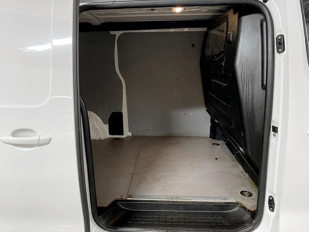 Bild på PRO+ 2.0 BHDi 180hk Aut L3 - B-KAMERA, DRAG