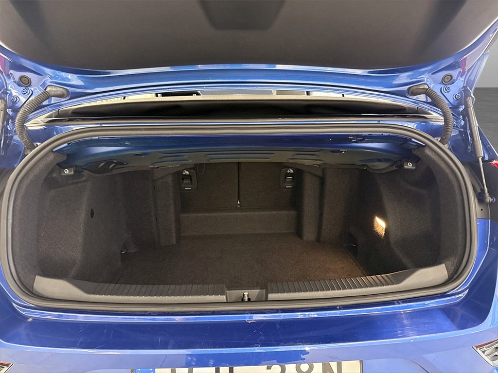 Bild på R-Line 1.5 TSI 150hk Aut - B-KAMERA, CARPLAY