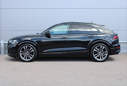 Audi SQ8 TFSI quattro 507hk / spec för 396 300kr / MOMS