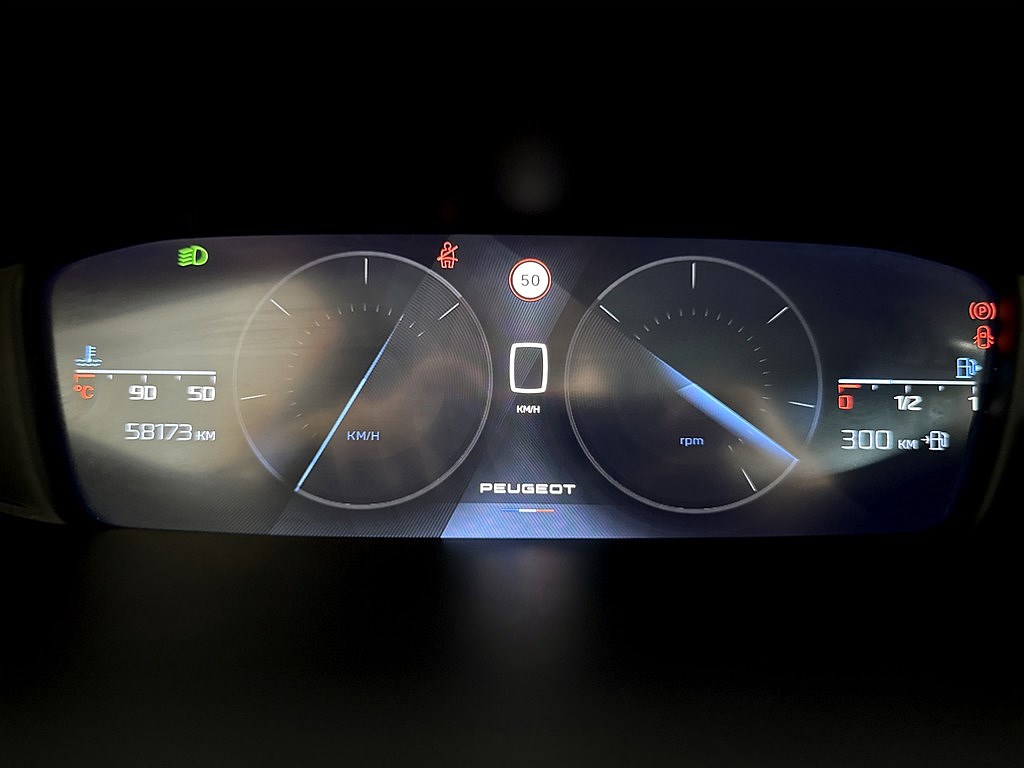 Bild på Active 1.2 PT 110hk - CARPLAY, FARTHÅLLARE