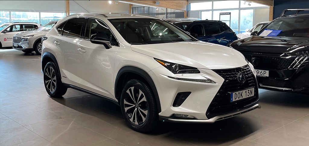 Bild på 300h AWD E-CVT Kyushi Edition 197hk Aut - NAV , BACKKAMERA