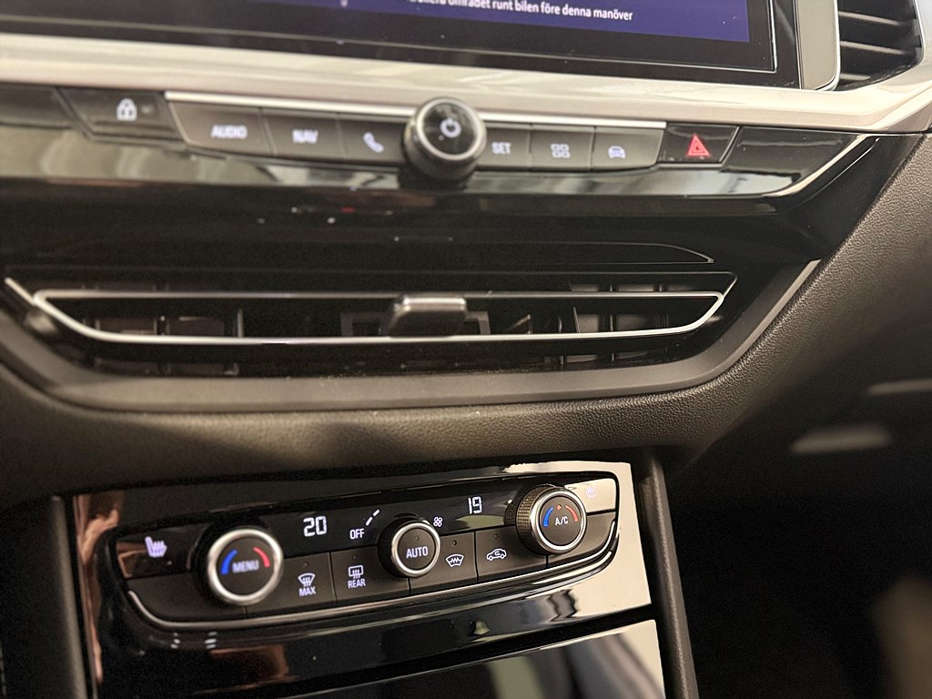 Bild på Ultimate 1.2 Turbo 130hk Aut - B-KAMERA, CARPLAY, NAV