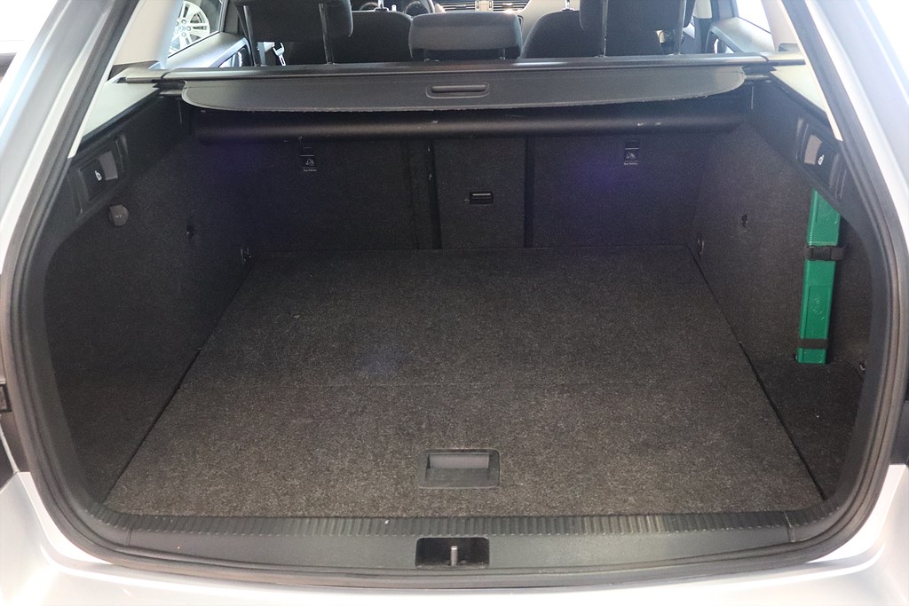 Bild på Ambition Kombi 1.0 TSI 115hk - DRAG,CARPLAY