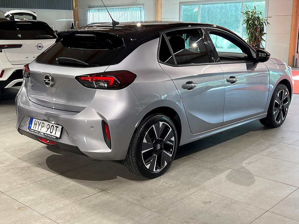Bild på GSI 50kWh 136hk Aut - B-KAMERA, CARPLAY