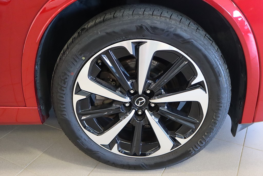 Bild på Takumi PHEV 2.5 327hk Aut AWD - 360-KAMERA, BOSE, PANO